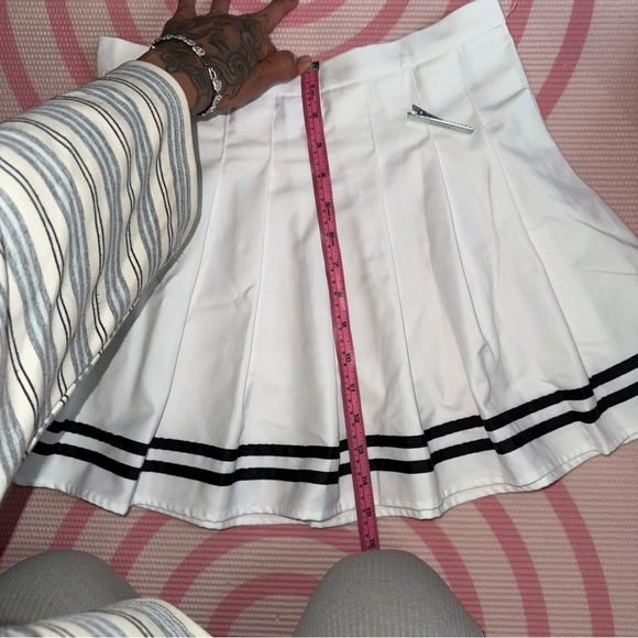 Forever 21 White Skater Skirt with Black Stripes - Picture 6 of 11